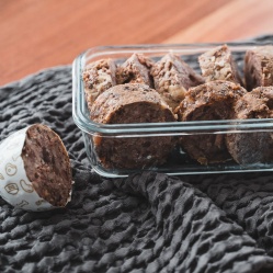 Saláma králik s ryžou 850g