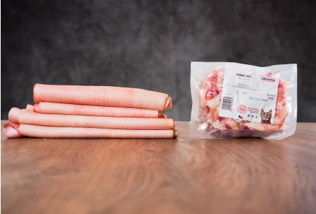 Vepřová kůže syrová - kostky 1 kg