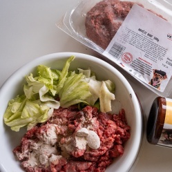 BARF hovädzí 0,5 kg