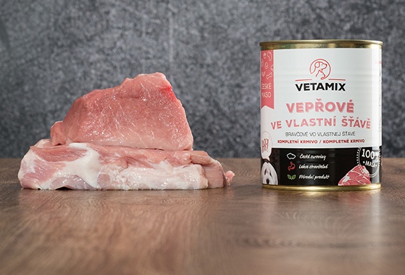 Vepřové ve vlastní šťávě 800 g